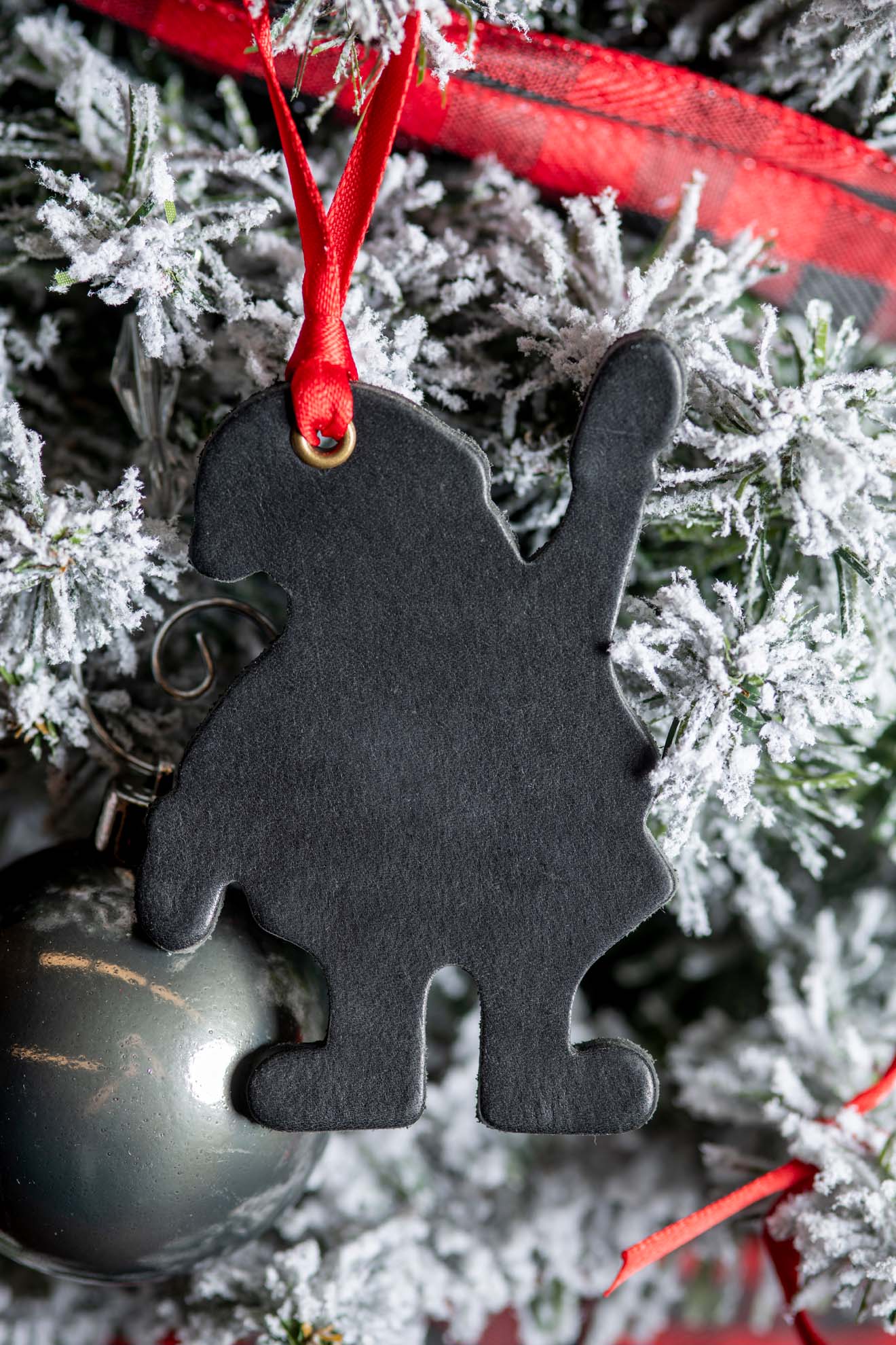 Santa Claus | Leather Ornament