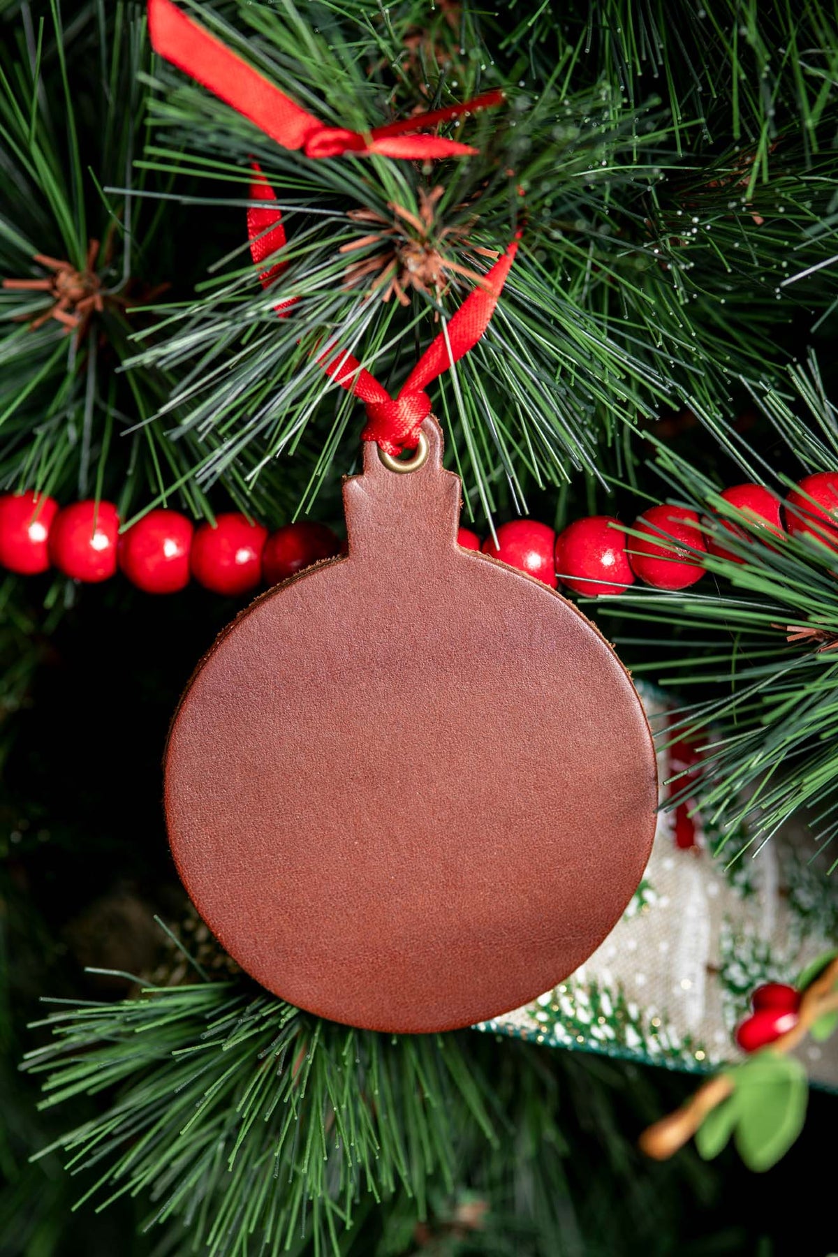 Round Ornament | Leather Ornament