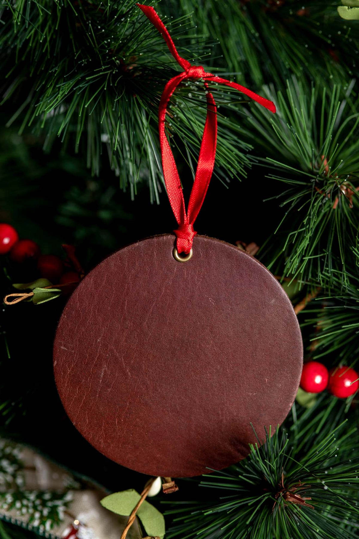 Simple Circle | Leather Ornament