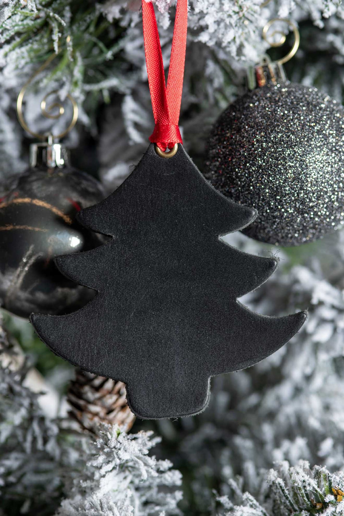 Blue Spruce | Leather Ornament