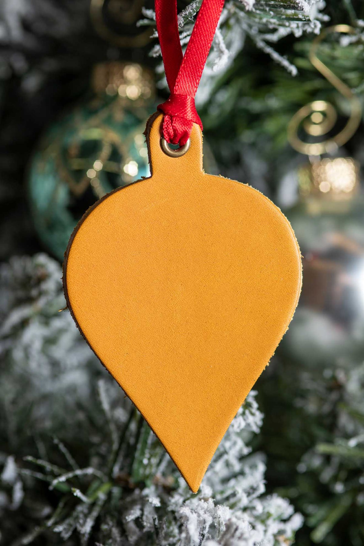 Teardrop Ornament | Leather Ornament