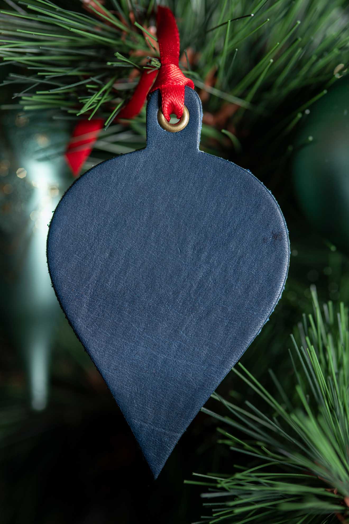 Teardrop Ornament | Leather Ornament