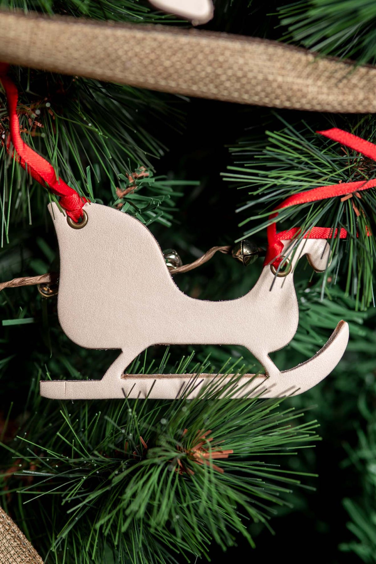 Santa&#39;s Sleigh | Leather Ornament