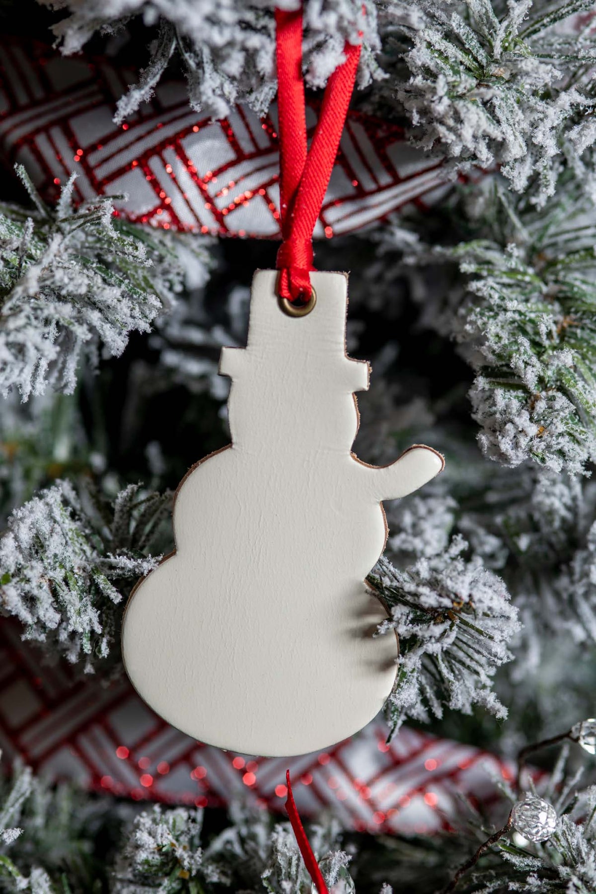 Frosty the Snowman | Leather Ornament
