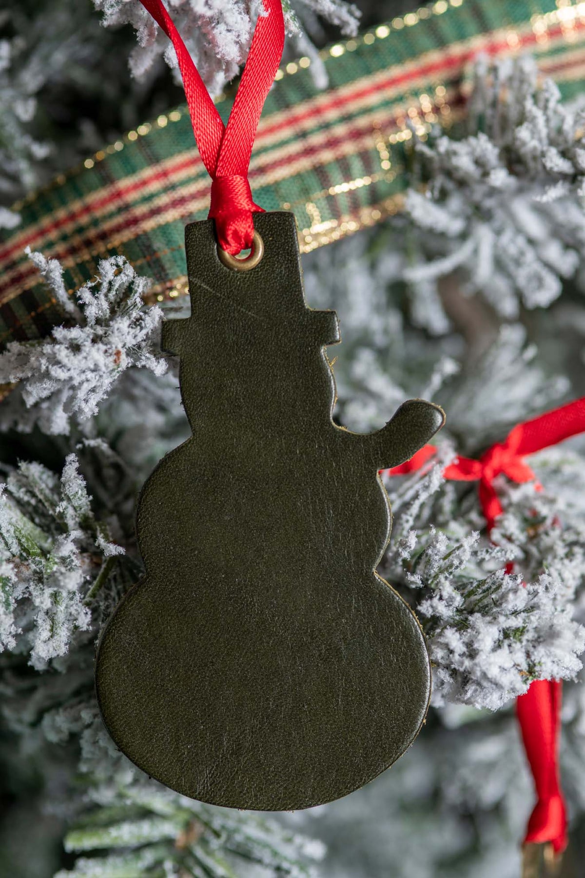 Frosty the Snowman | Leather Ornament